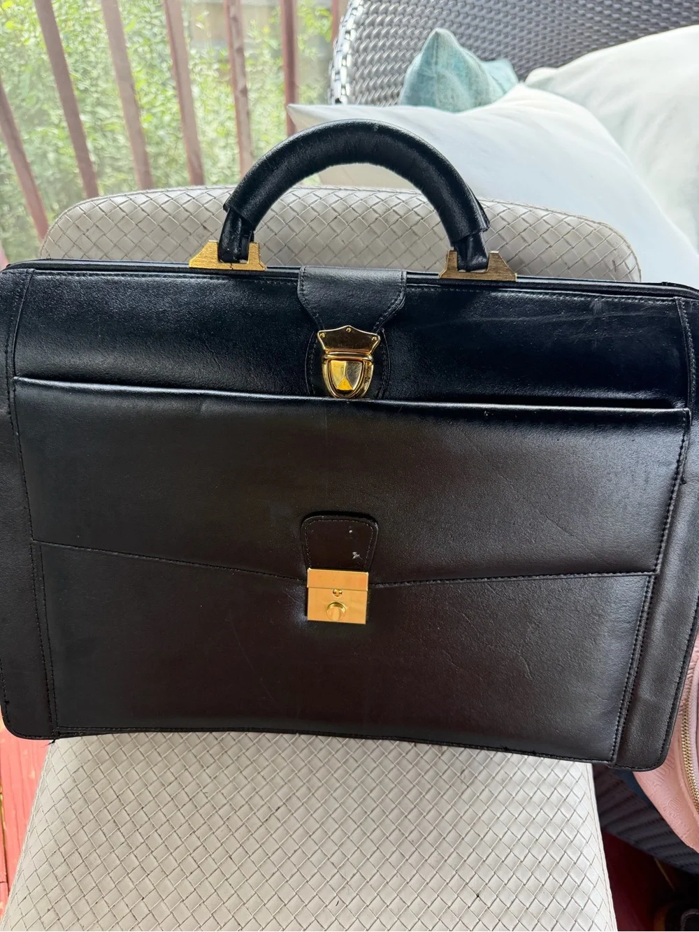 Men's Black Leather Briefcase with Gold Hardware - Classic Professional Style